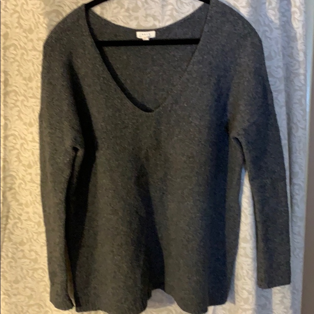 jolie v-neck sweater